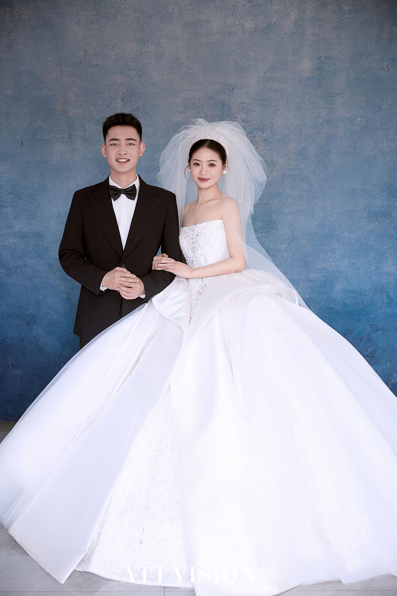 董先生&张女士
